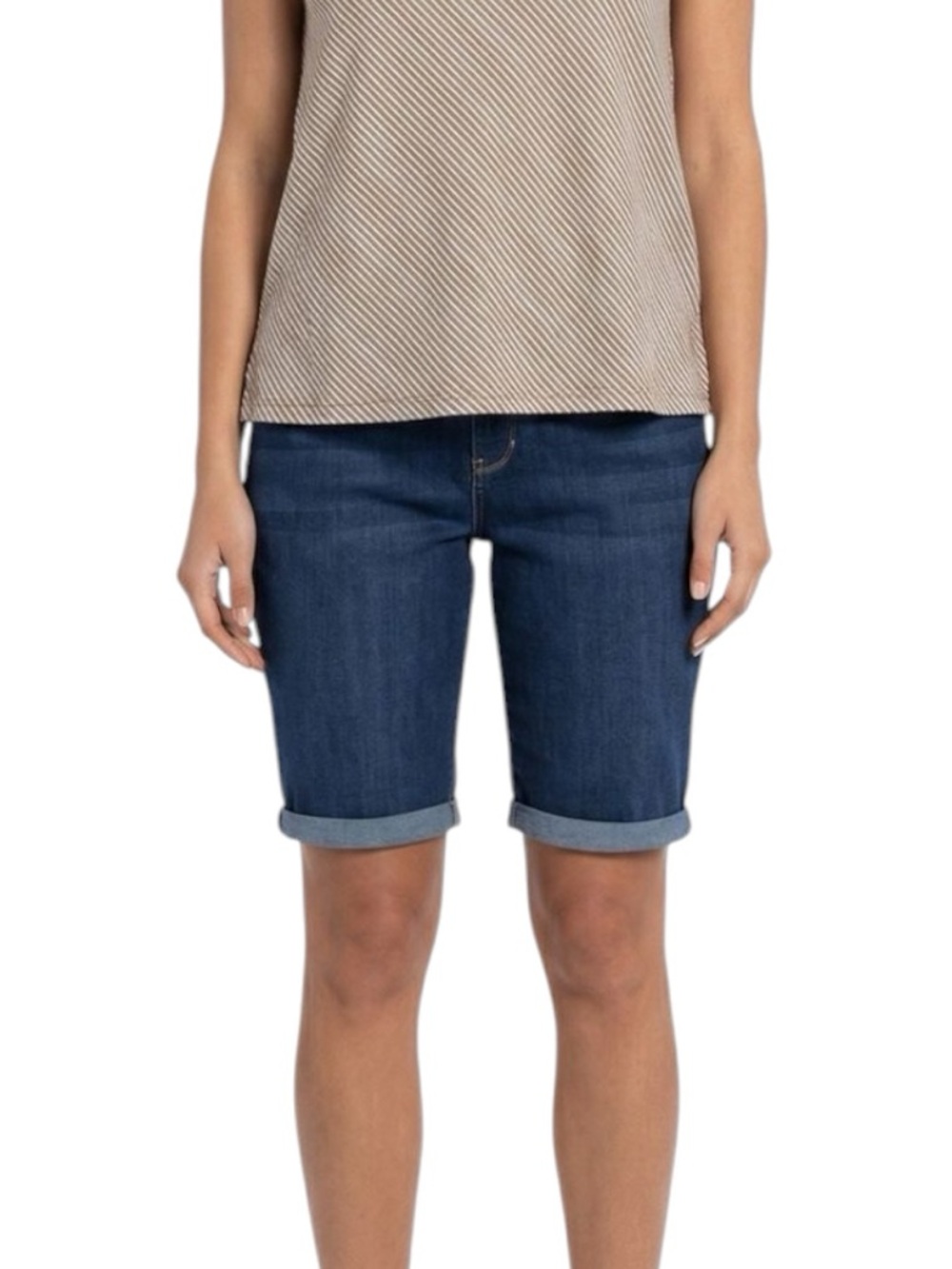 NWT St. John’s Bay 24W mid rise Bermuda Jean shorts